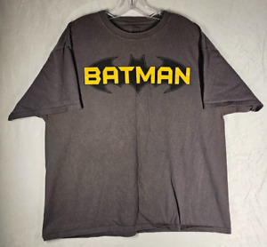 Batman Brand Batman T-Shirt Size XL 100% Cotton