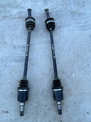 Eje trasero izquierdo y derecho Subaru XV CROSSTREK 2013-2017 2,0 L FABRICANTE DE EQUIPOS ORIGINALES Foto 1 de 4