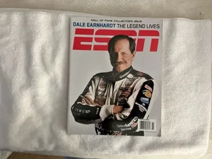 2010 SPORTS ILLUSTRATED MAGAZINE DALE EARNHARDT - Picture 1 of 3