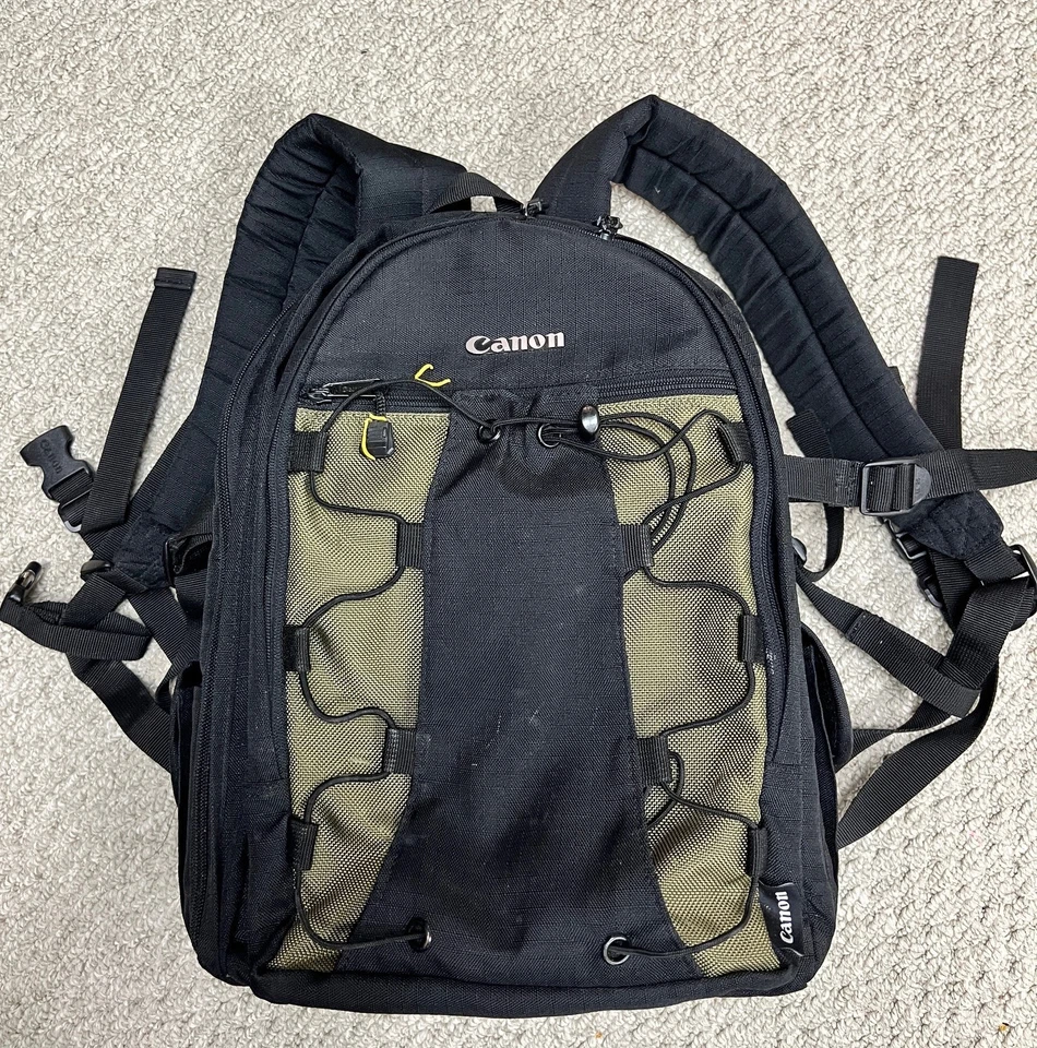 Mochila Canon Deluxe 200EG para cámaras Nikon Sony Panasonic Fujifilm Leica Foto 1 de 3