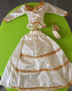 Vintage 1996 Barbie Starlight Splendor White and Gold Gown w/ Purse - Picture 1 of 5