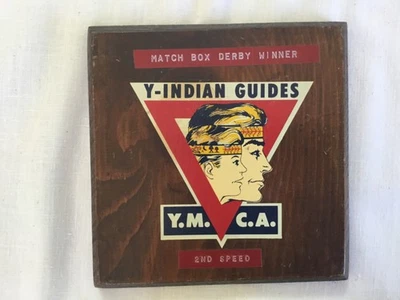 Y.M.C.A. Indian Guides Match Box Derby Winner placa de madera años 60 vintage Foto 1 de 2