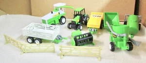 NEW  ROY  FARM  SET  WITH  2 TRACTORS  & OTHER  FARM  ITEMS   (A) - Picture 1 of 6