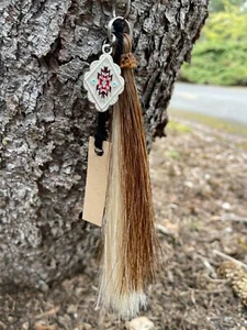 Cowboy Collectibles Flaxen/Cream Horse Hair Chama Bag Tassel or Key Chain - Picture 1 of 5