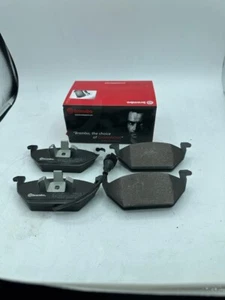 KIT PASTIGLIE PATTINI ANTERIORI BREMBO VW GOLF IV V POLO 9N POLO 6R AUDI A3 8P1 - Foto 1 di 2