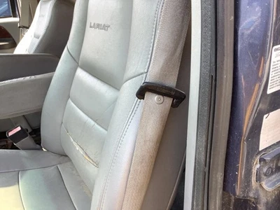 Seat Belt Front Bench Seat 1 Piece Driver Fits 05-07 FORD F250SD PICKUP 5138493 - Imagem 1 de 4