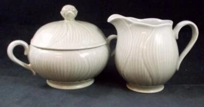 Mikasa Iris Lote de Crema y Azúcar con Tapa Spring Line FT725 Foto 1 de 4