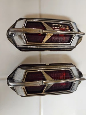 442 luces de señalización Cutlass 442 Oldsmobile 1968-1969 OEM Foto 1 de 4