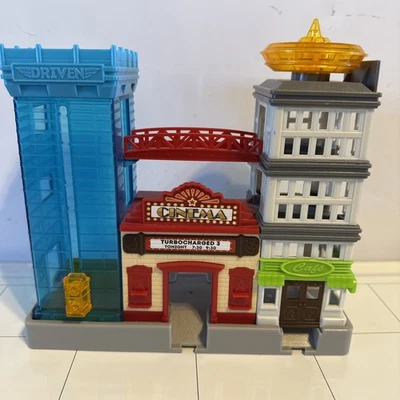 Serie de bolsillo impulsada por Battat cine gran ciudad micro juego máquinas cine Foto 1 de 4