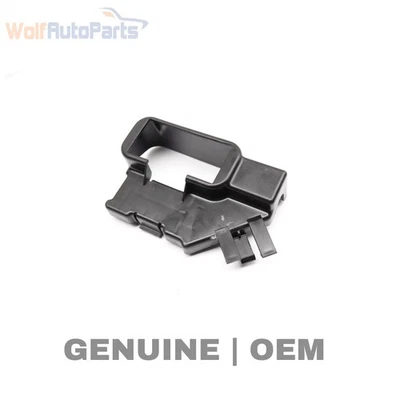 AUDI S8 2013-2018 - Soporte de luz de asiento 4H0881547 Foto 1 de 4