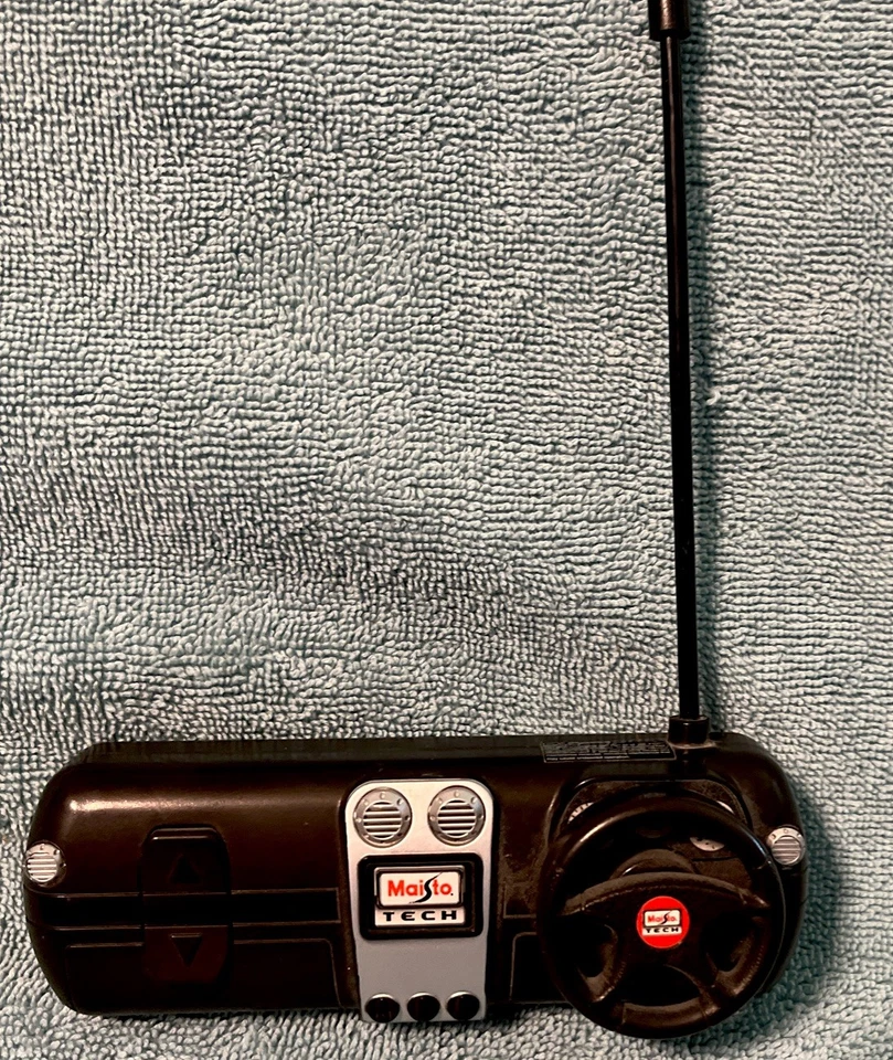 Maisto Tech RHD Controller Car Truck 4X4 Preowned - Image 1 of 4