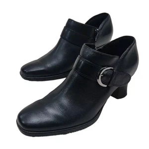 Clarks Shoe Bootie Black Leather 2.5" Heel Ankle Zip Size 9.5 Biker Shootie - Picture 1 of 14