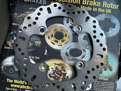 Rotor de freno trasero contorneado EBC MD4138C Kawasaki EX650 Ninja KLE650 ZR1000 ZX6R Foto 1 de 2