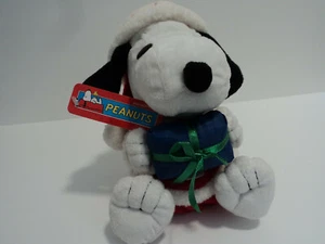 Peanuts Snoopy 2005 Christmas Plush stuffed animal Animated with gift box 7.5" - Picture 1 of 12