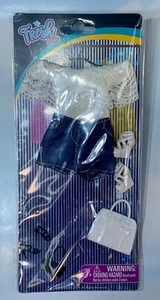 Barbie Doll sized Clothes: The Fresh Dolls Fashion Sets Complete Outfits - Picture 1 of 6