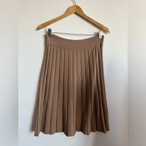 J.Crew 100 % Merino Wool Brown Pleated Mid-Length Skirt size Medium - Picture 1 of 7