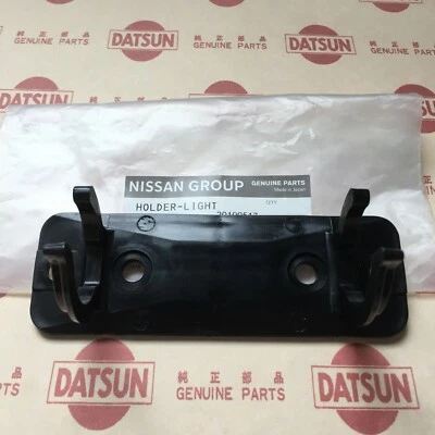 DATSUN Emergency Signal Holder (Fits NISSAN B110 B120 720 C120 C22 E23 910 Y30 ) - Изображение 1 из 4