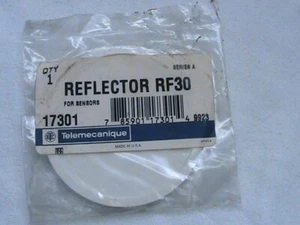 1 NEW TELEMECANIQUE 3" SENSOR REFLECTOR RF30 SERIES A #17301 - Picture 1 of 2