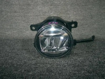 Faro antiniebla derecho SUBARU Impreza 2023 5AA-GUE 84501VA000 [Usado] [PA118898509] Foto 1 de 4