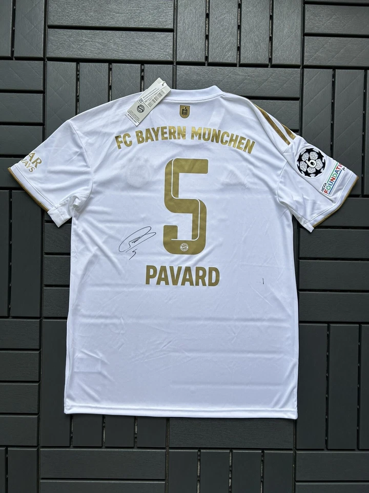 2022/23 Bayern München Signed Authentic Away Shirt Pavard #5 Size L - Bild 1 von 4