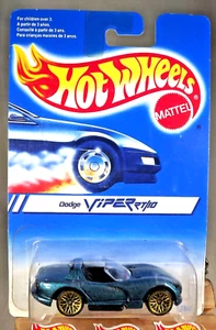 1994 Hot Wheels International Card 13285 DODGE VIPER RT/10 Green w/Gold Lace Sp - Picture 1 of 5
