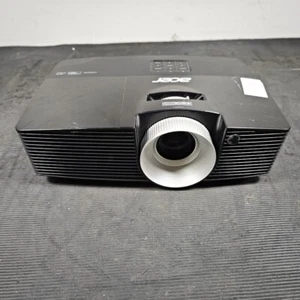 Acer P1287 DLP Projector - Untested, Scratches, No Accessories - Afbeelding 1 van 9