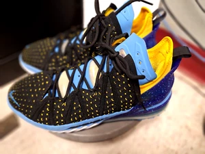 Nike Lebron XVIII 18 Lakers Heritage Black Blue Sneakers Men's 9 US - Picture 1 of 9