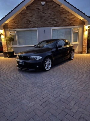 BMW 1 Series E82 125i - Image 1 of 4