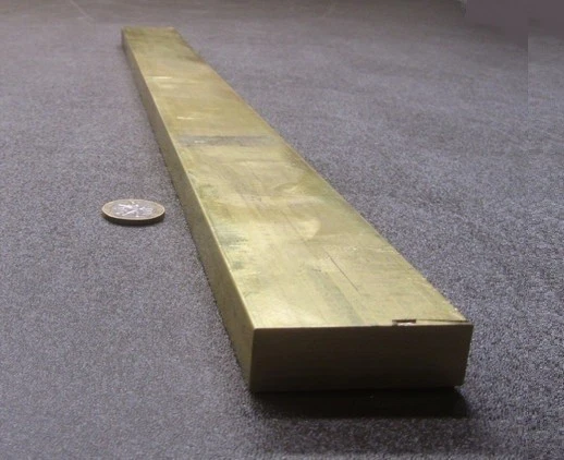 Barra plana de latón 360 5/8" de grosor x 2,00" de ancho x 24,0" de largo Foto 1 de 4