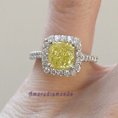 3.37 ct GIA fancy yellow VS1 natural radiant cut diamond halo antique ring gold - Image 1 of 4