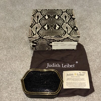 Bolso de mano o bolso de mano Judith Leiber negro cristal rígido Foto 1 de 4