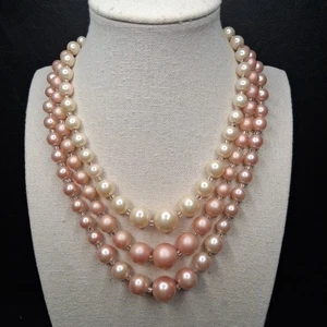 Vintage Triple Strand Necklace Cream/Peach Faux Pearl. 16.109 - Picture 1 of 5