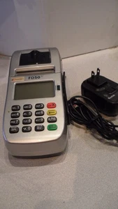 First Data FD50 Ti Credit Card Reader Terminal - Picture 1 of 8
