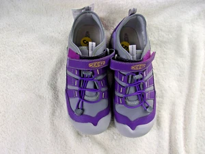 New Keen water shoes, youth size 3 (35), or 5 (37), purple & gray - Picture 1 of 6