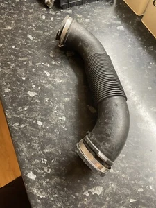 Manguera de tubería de admisión de aire VAUXHALL ASTRA J MK6 1,4 gasolina A14XER 13254585 XME37 - Imagen 1 de 4