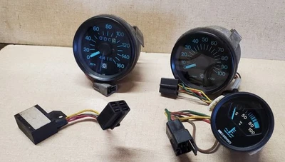 SKI-DOO BOMBARDIER SNOWMOBILE GAUGES SPEEDOMETER TACHOMETER 1993 SAFARI FORMULA - Image 1 of 4