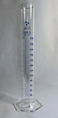 ARCO 250ml Measuring Cylinders. glass.