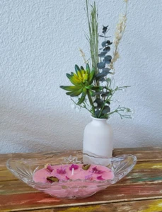 Mother's Day Candle with Pink Fresia Scent in Vintage Crystal Candy Dish - New - Picture 1 of 3
