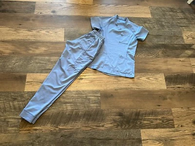 FIT Scrubs Evrpur 尺寸 Xs 套装上衣和慢跑裤蓝色 — 第 1/4 张图片