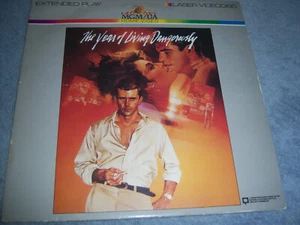 "The Year of Living Dangerously ๐ซ LASER DISC ๐ซ Mel Gibson, Sigourney Weaver - Picture 1 of 3