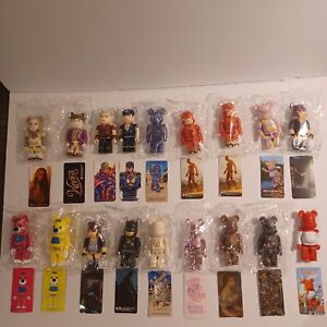 BEARBRICK Series 47 Lot Of 18 Basics, Varients And 2 Secrets - KATIE AND THE MET