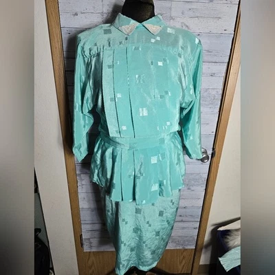 Vestido midi vintage de manga larga con estampado geométrico de satén plisado acuático de los años 80 Foto 1 de 4