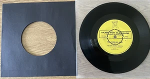 The Wombles  The Wombling Song / Remember Your A Womble : 7" Single MFP Records - Picture 1 of 3