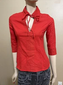 Blusa Top Para Mujer Roja Algodón Informal Botón Cremallera Brillo Corbata Cuello Talla S - Imagen 1 de 12