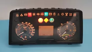 2005 JOHN DEERE BIF 6000/6920S/610 USED INSTRUMENT CLUSTER P#AL160436 - Picture 1 of 6