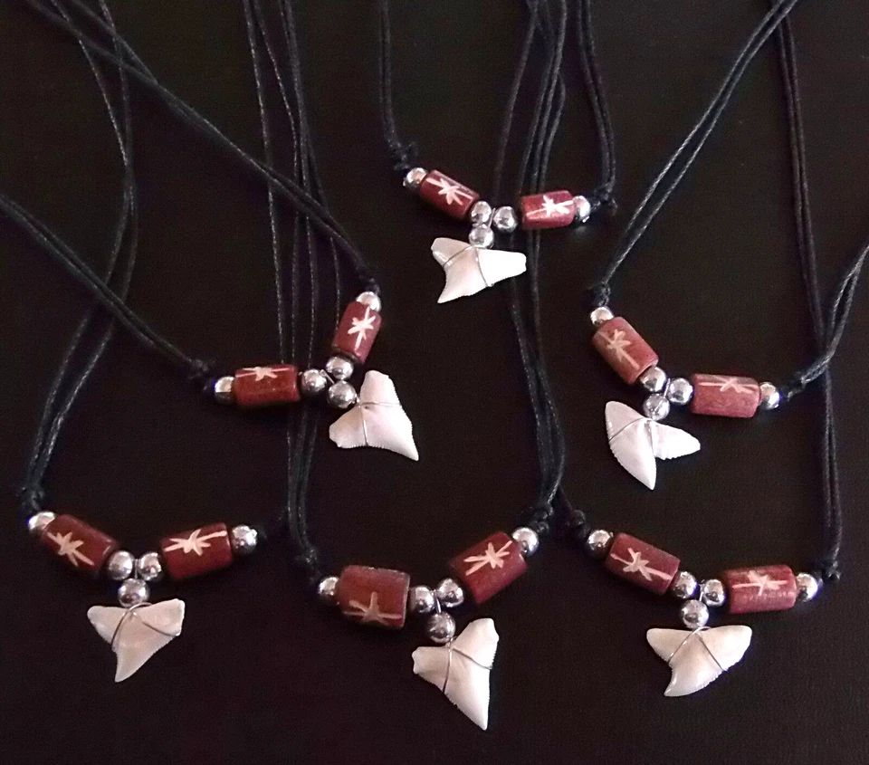 Haizahn Kette Surfer Shark Zahn Mako Hai Beach Haifisch Anhänger Handarbeit neu - Bild 1 von 1