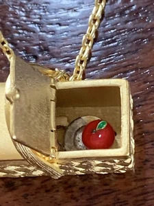 Vintage PAQUETTE Signed Picnic Basket W/food Pendant Necklace On Original Chain - Picture 1 of 8