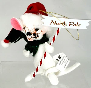2004 Annalee Doll Mouse Holding North Pole Sign Ornament 6” Posable - Picture 1 of 4