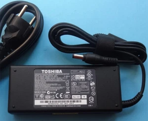 Netzteil Toshiba Satellite A200 S5200 ersetzt PA3378-3AC3 15V 6A 90W Ladekabel - Bild 1 von 1