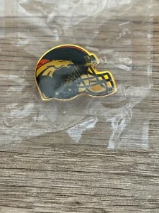 Denver Broncos Pin and Keychain - Helmet - Picture 1 of 6